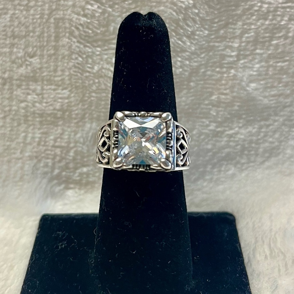 Silpada Uptown Sterling Silver & CZ Ring Sz 8
